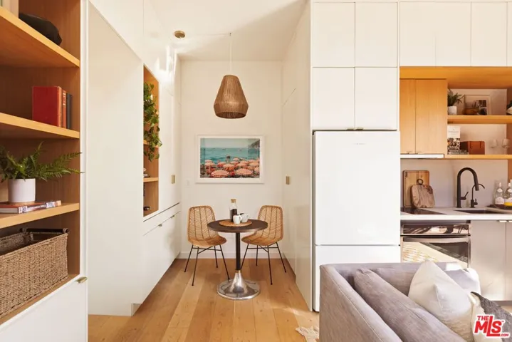 12518 Everglade Street, Los Angeles, California 90066
