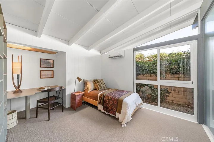 7108 E Mezzanine Way, Long Beach, California 90808