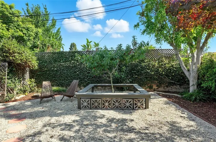 7108 E Mezzanine Way, Long Beach, California 90808