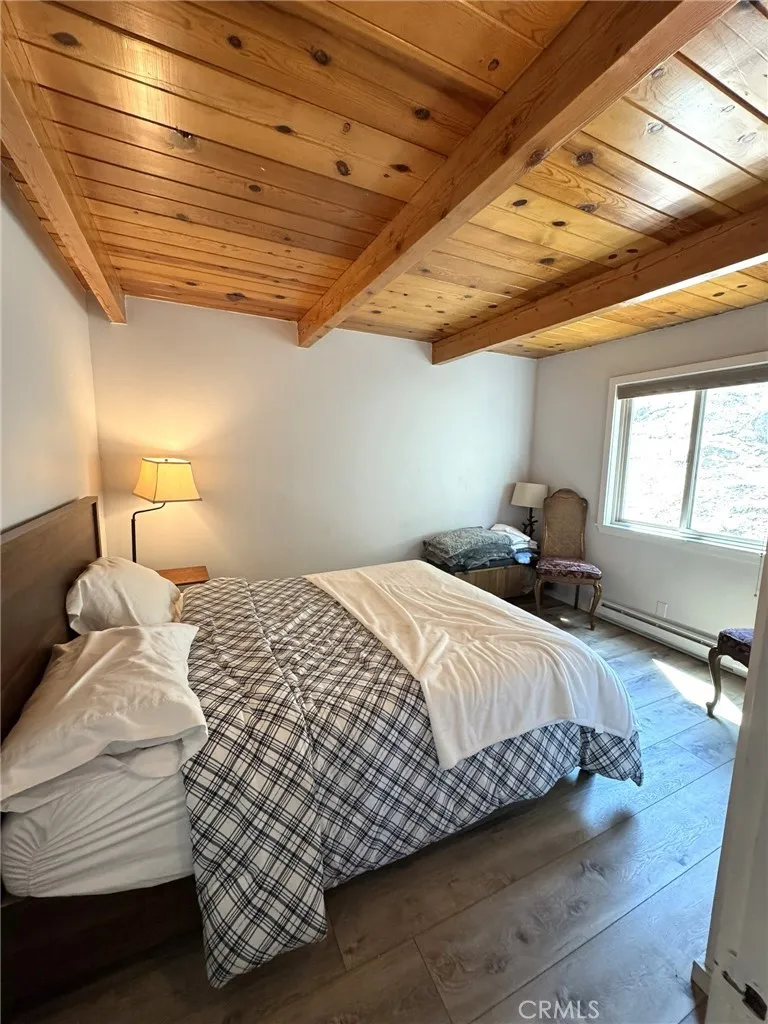 38532 N Shore Drive, Fawnskin, California 92333 home-pic-36