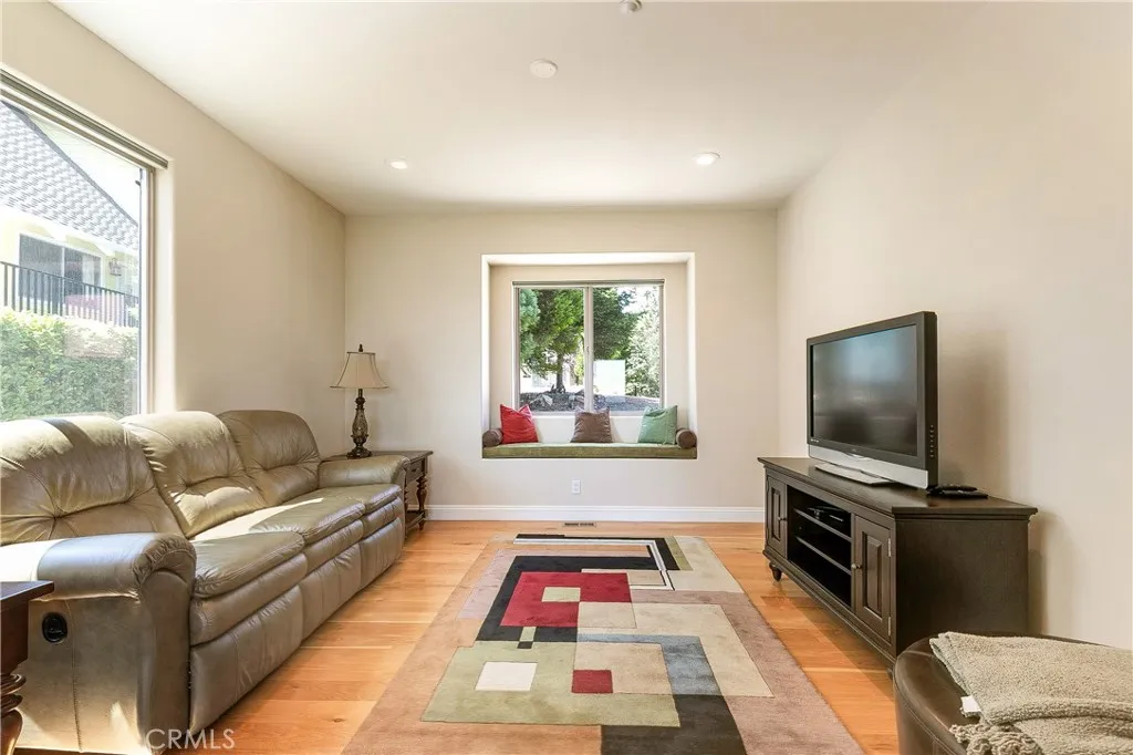 27692 Caribou Drive, Lake Arrowhead, California 92352 home-pic-13