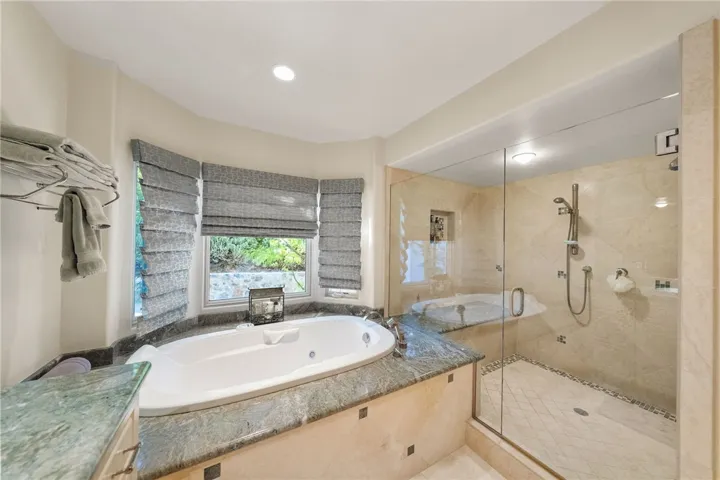 45250 Tomasito Circle, Temecula, California 92590