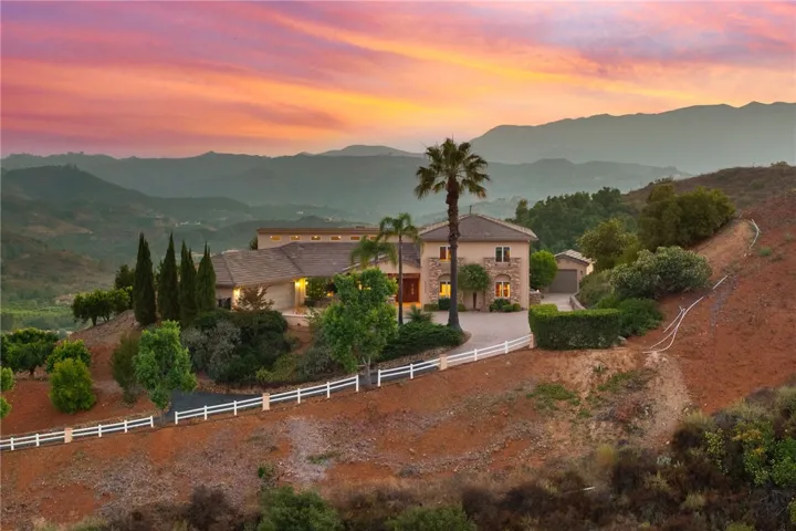 45250 Tomasito Circle, Temecula, California 92590