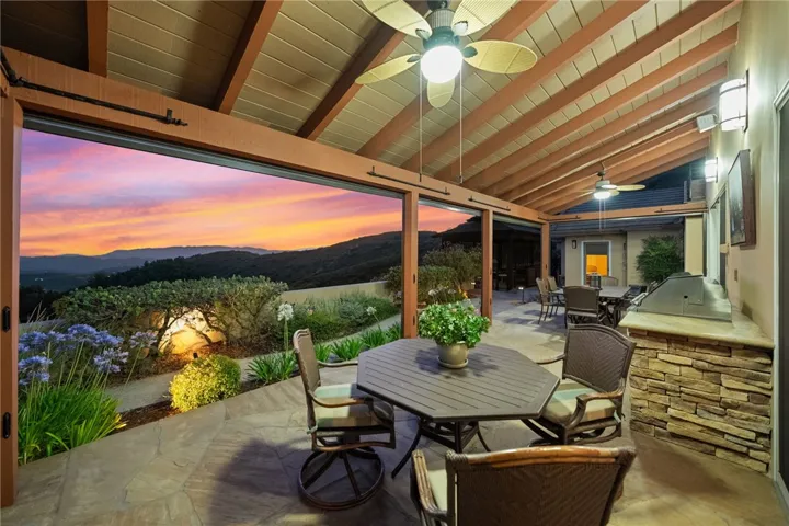 45250 Tomasito Circle, Temecula, California 92590