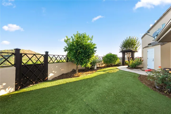 45250 Tomasito Circle, Temecula, California 92590