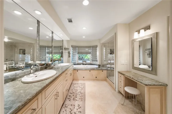 45250 Tomasito Circle, Temecula, California 92590