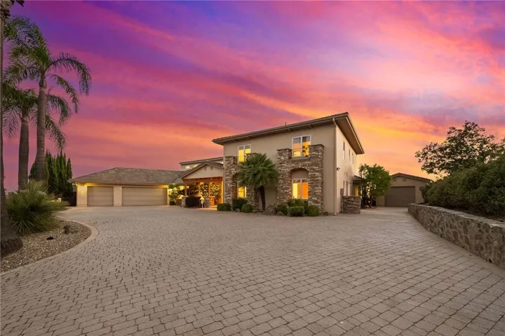 45250 Tomasito Circle, Temecula, California 92590
