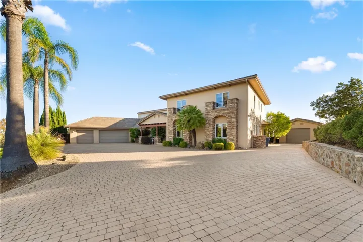 45250 Tomasito Circle, Temecula, California 92590