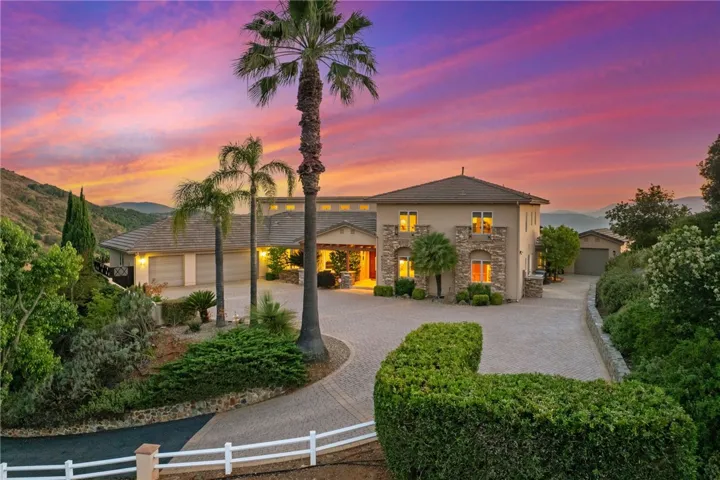 45250 Tomasito Circle, Temecula, California 92590