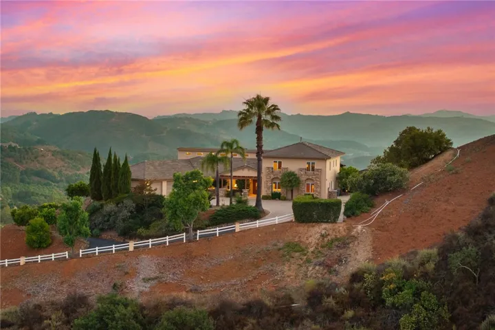 45250 Tomasito Circle, Temecula, California 92590