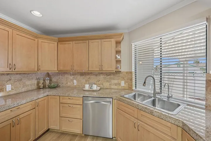 631 Via Costa Rica, Vista, California 92081