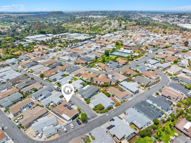 631 Via Costa Rica, Vista, California 92081