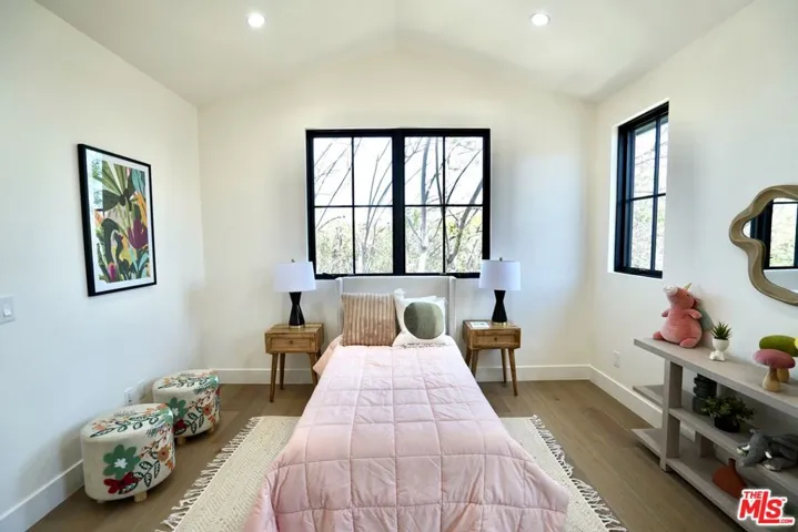 1441 S Oakhurst Drive, Los Angeles, California 90035