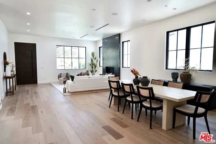 1441 S Oakhurst Drive, Los Angeles, California 90035