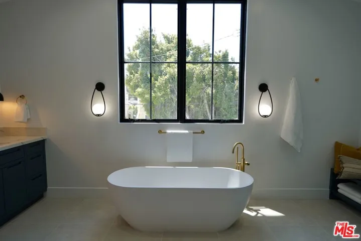 1441 S Oakhurst Drive, Los Angeles, California 90035