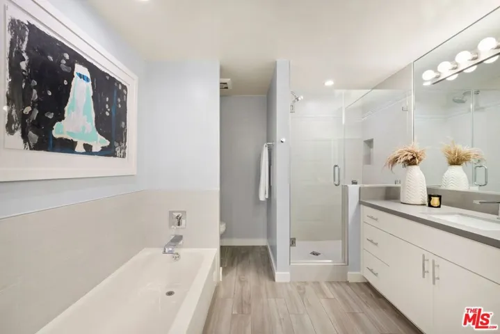 320 N Maple Drive 507, Beverly Hills, California 90210