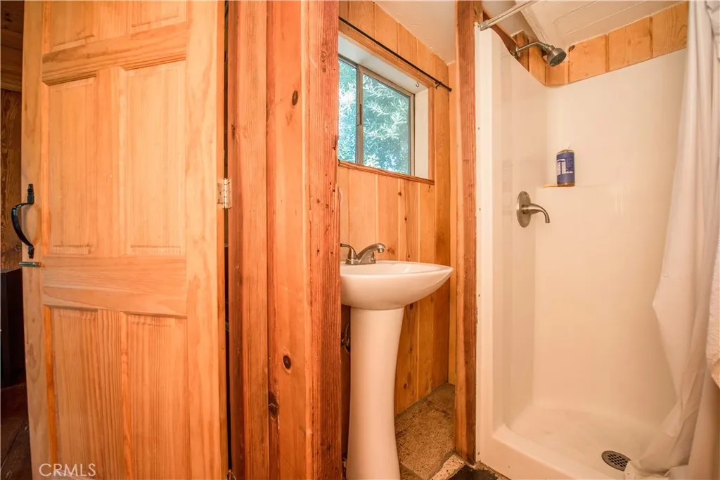 2599 Huntington Drive, Upland, California 91786 home-pic-24