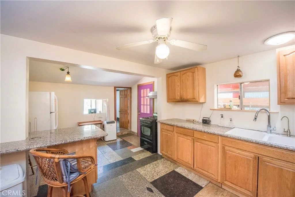 2599 Huntington Drive, Upland, California 91786 home-pic-9