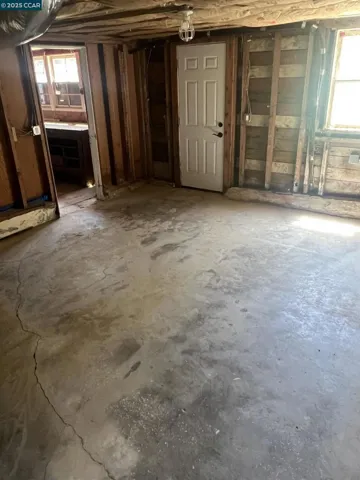 2361 E 29th St, Oakland, California 94606