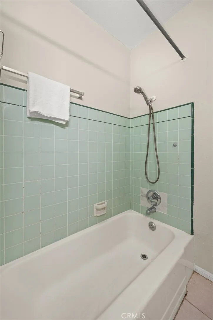 9711 Garibaldi Avenue, Temple City, California 91780 home-pic-15