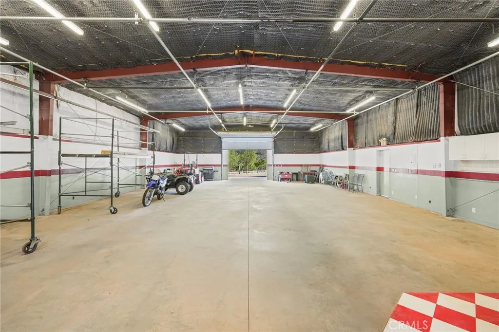11709 Mint Canyon Road, Agua Dulce, California 91390 home-pic-2