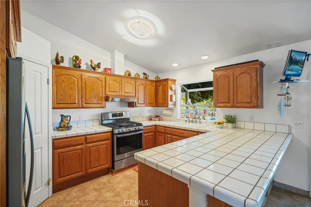 11709 Mint Canyon Road, Agua Dulce, California 91390 home-pic-8
