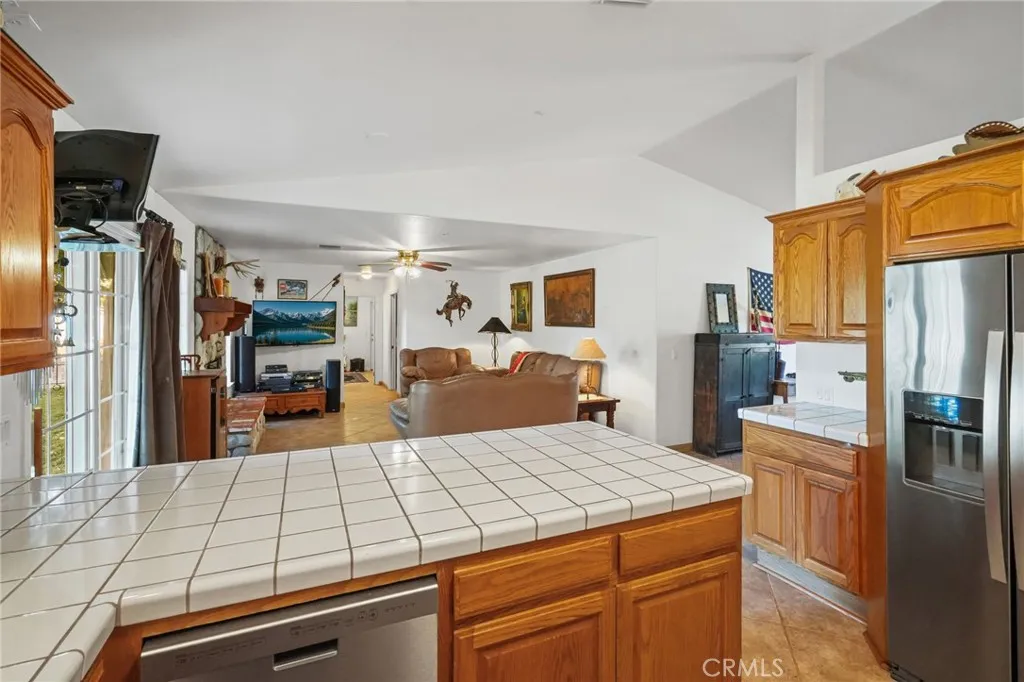 11709 Mint Canyon Road, Agua Dulce, California 91390 home-pic-7