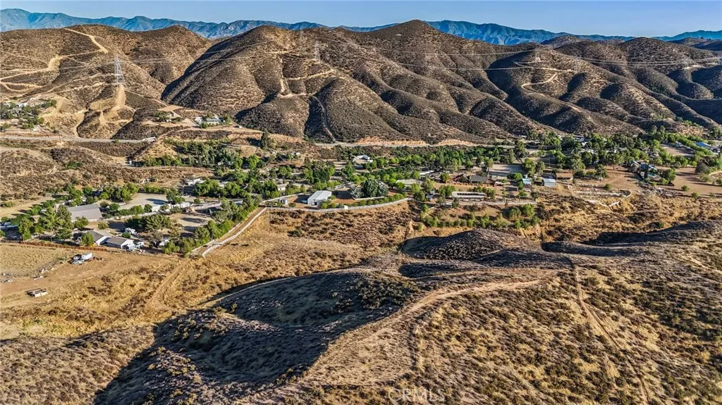 11709 Mint Canyon Road, Agua Dulce, California 91390 home-pic-43