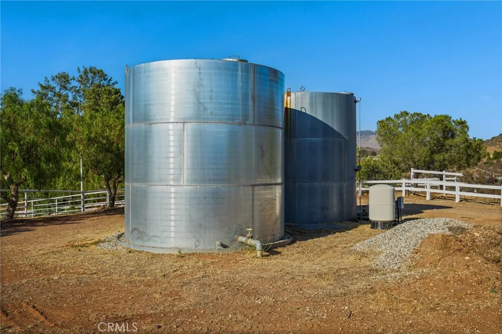 11709 Mint Canyon Road, Agua Dulce, California 91390 home-pic-41