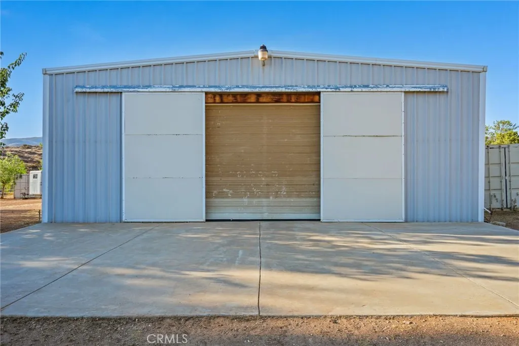 11709 Mint Canyon Road, Agua Dulce, California 91390 home-pic-3