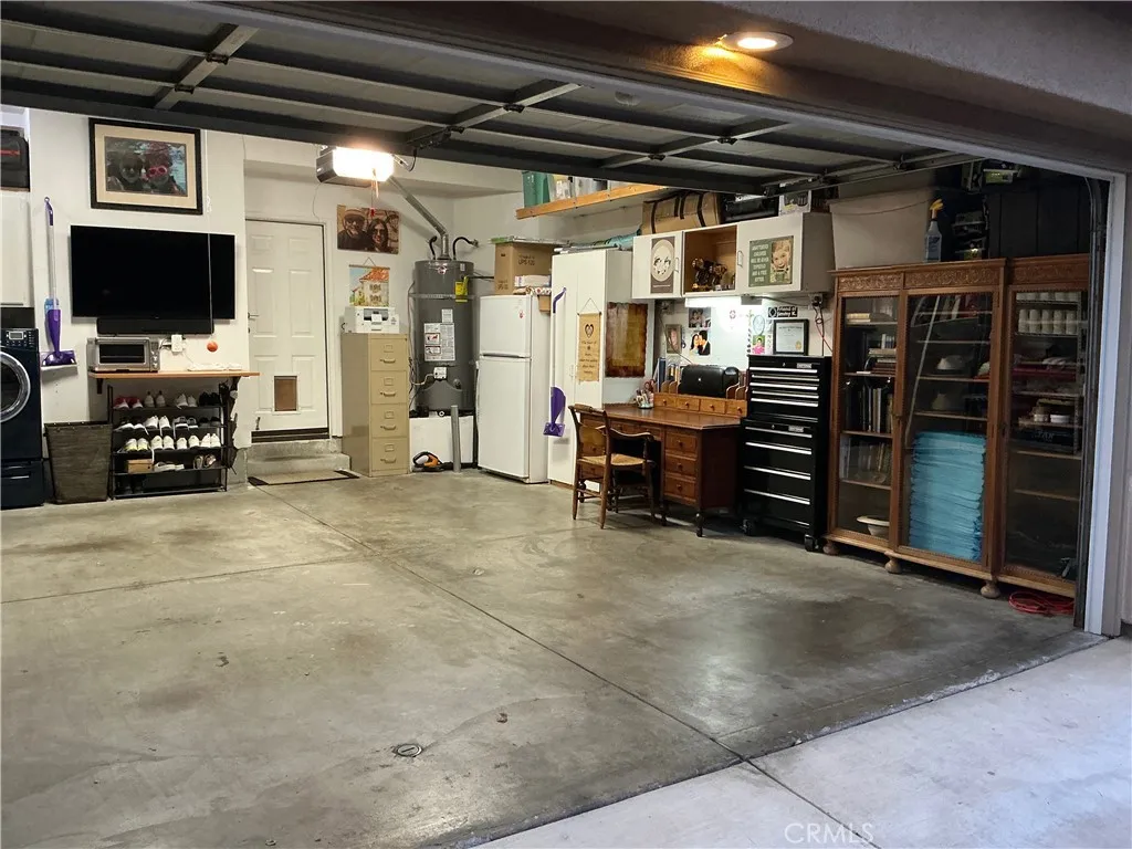 508 Bannister Way B, Simi Valley, California 93065 home-pic-40