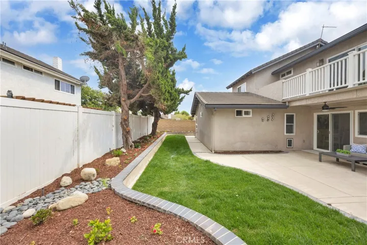 8204 Carob Street, Cypress, California 90630