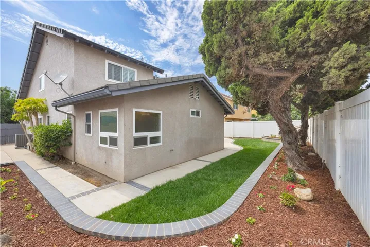 8204 Carob Street, Cypress, California 90630