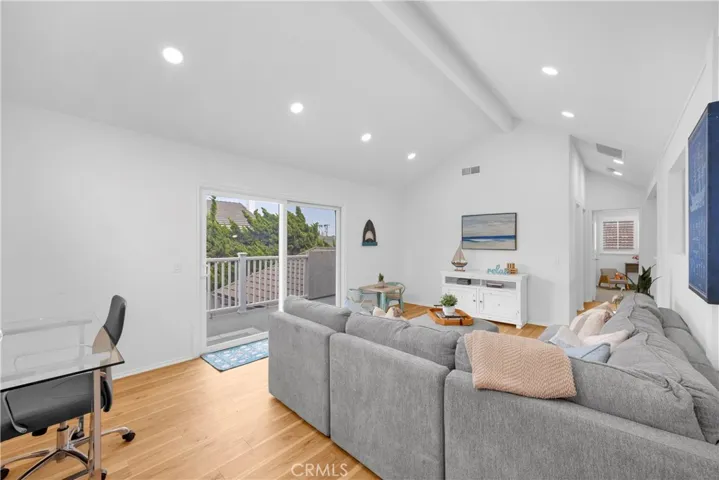 8204 Carob Street, Cypress, California 90630