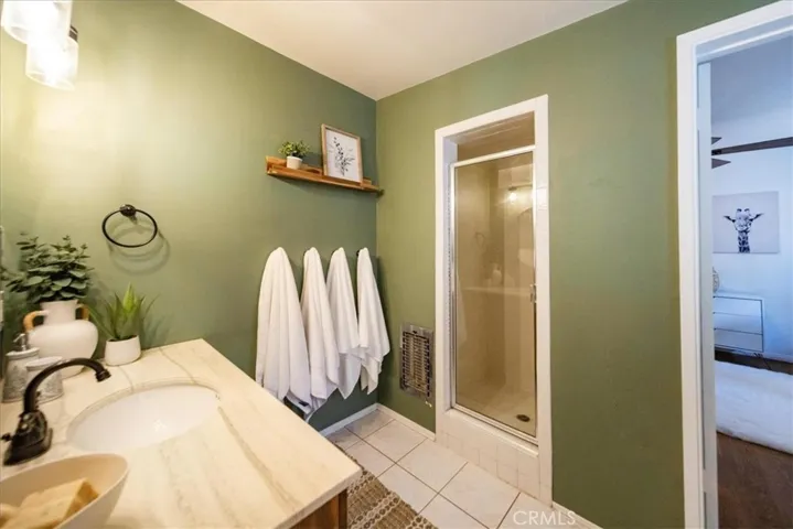 3057 Via Hermosa, Escondido, California 92029