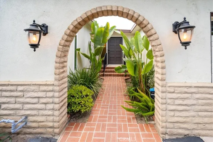 3057 Via Hermosa, Escondido, California 92029
