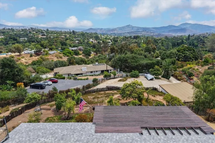 3057 Via Hermosa, Escondido, California 92029