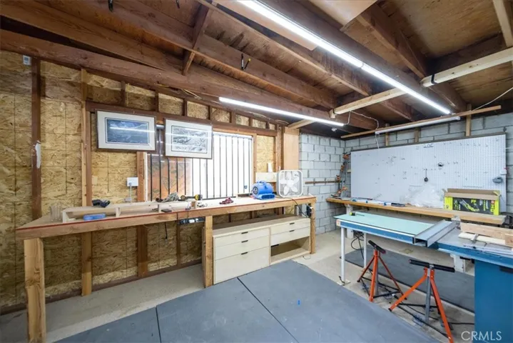 3057 Via Hermosa, Escondido, California 92029