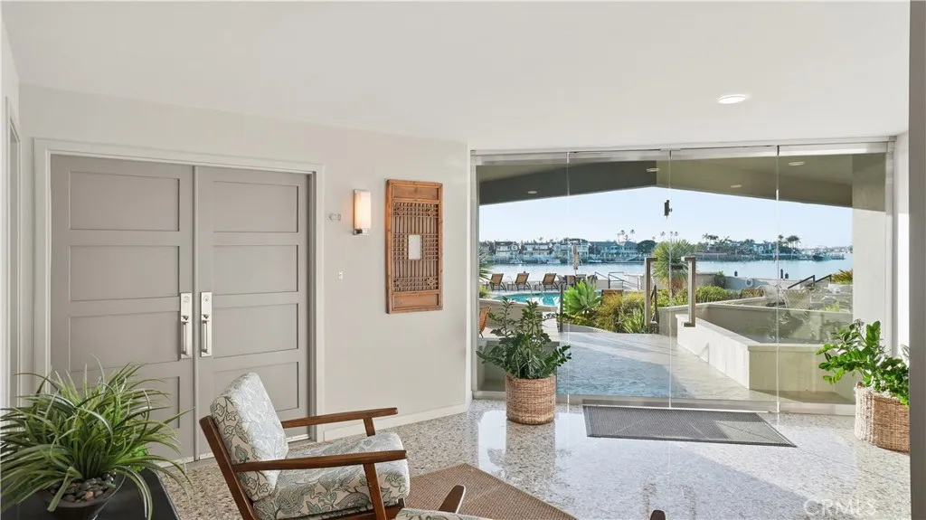 2525 Ocean Boulevard C-1, Corona Del Mar, California 92625 home-pic-2