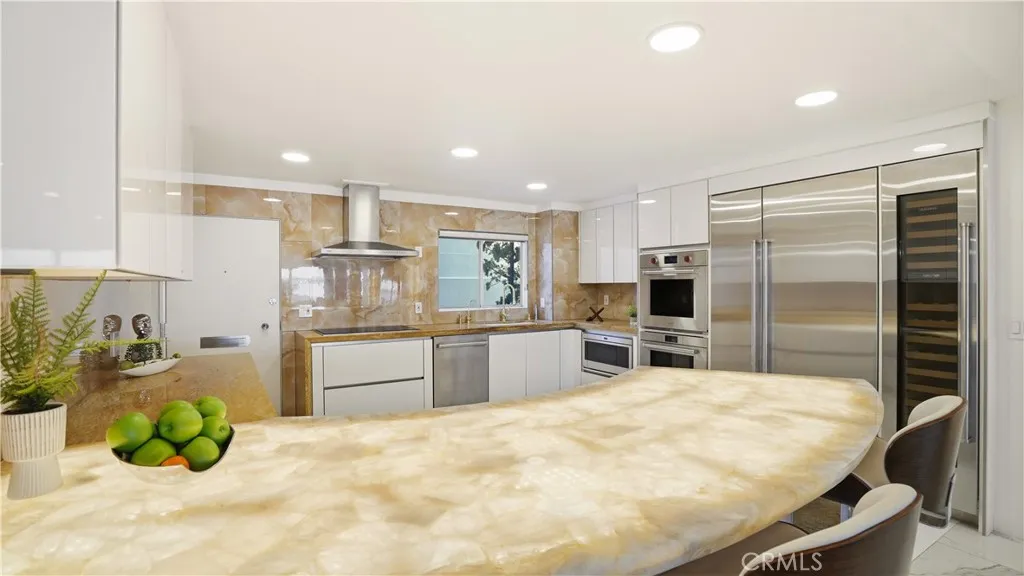 2525 Ocean Boulevard C-1, Corona Del Mar, California 92625 home-pic-12