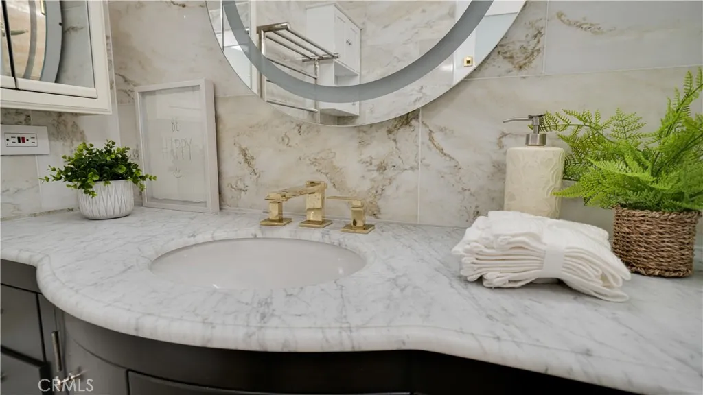2525 Ocean Boulevard C-1, Corona Del Mar, California 92625 home-pic-46