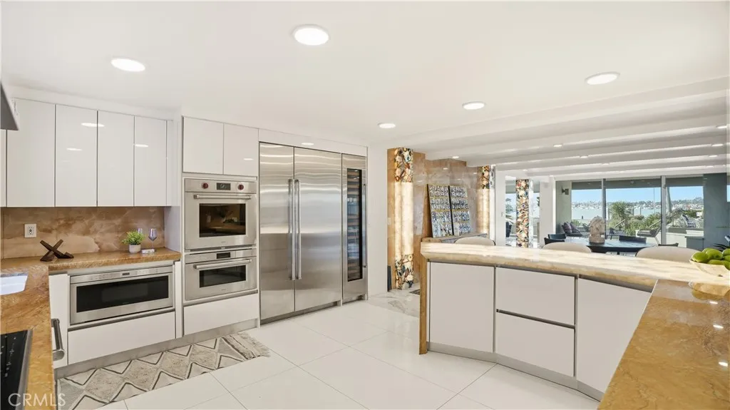 2525 Ocean Boulevard C-1, Corona Del Mar, California 92625 home-pic-14