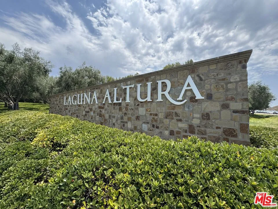 86 Cipresso, Irvine, California 92618, 4 Bedrooms Bedrooms, ,4 BathroomsBathrooms,Residential,For Sale,Cipresso,25567361