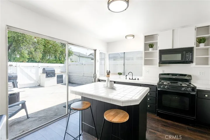 Kitchen with Island