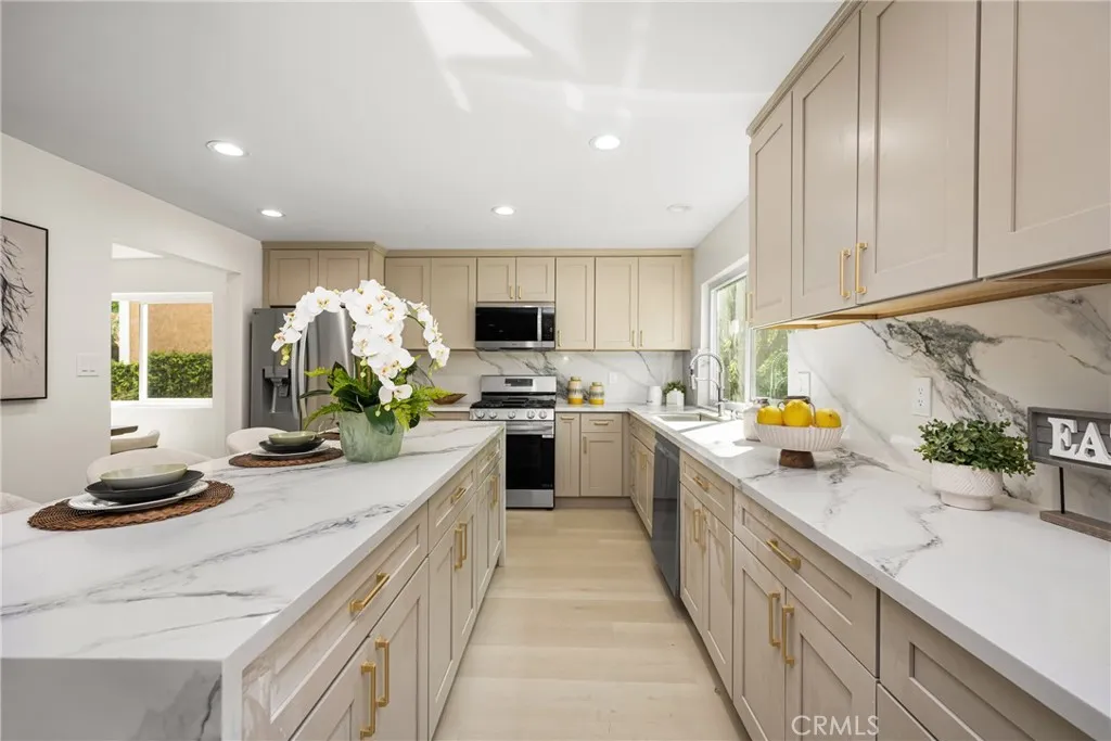 23652 Algiers Street, Mission Viejo, California 92691 home-pic-19