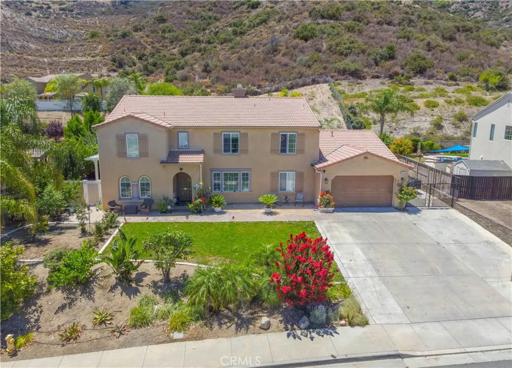 20463 Fox Den Road, Wildomar, California 92595 home-pic-1