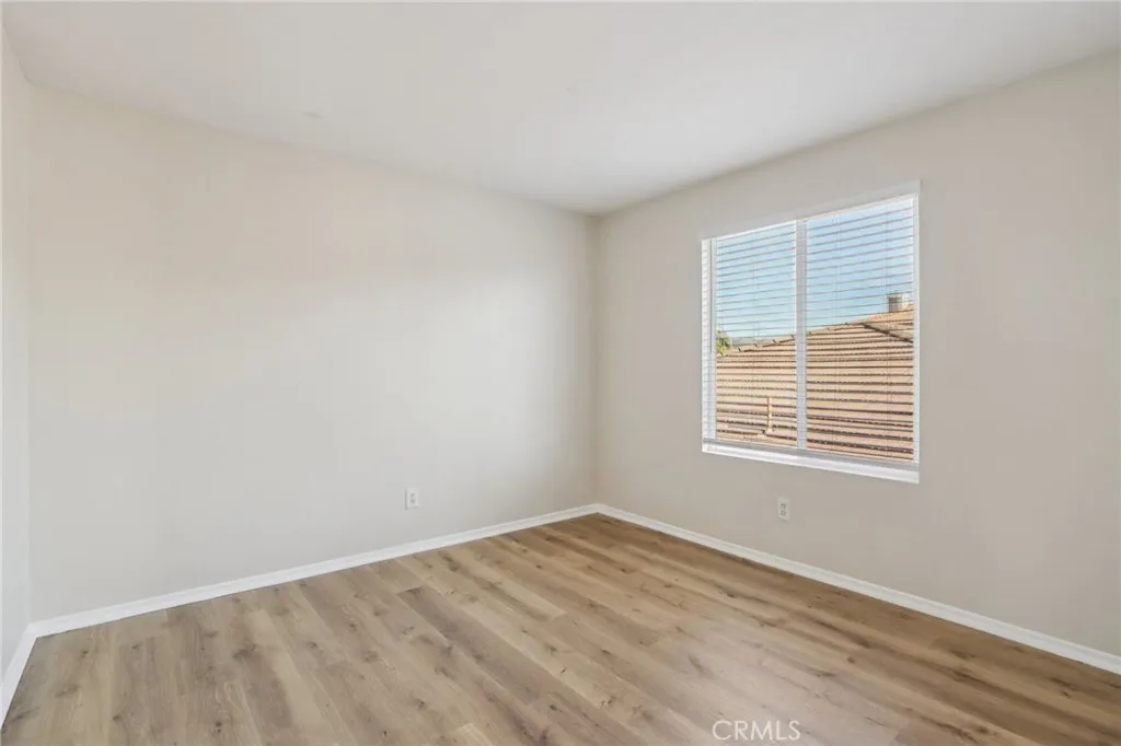 32684 Salvia Circle, Winchester, California 92596 home-pic-23