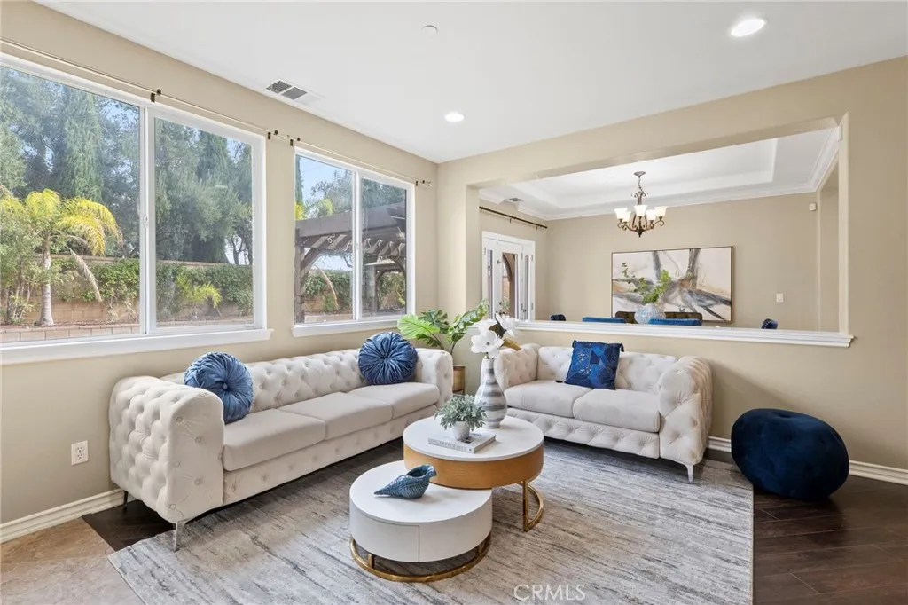 5381 Campania Way, Fontana, California 92336 home-pic-8