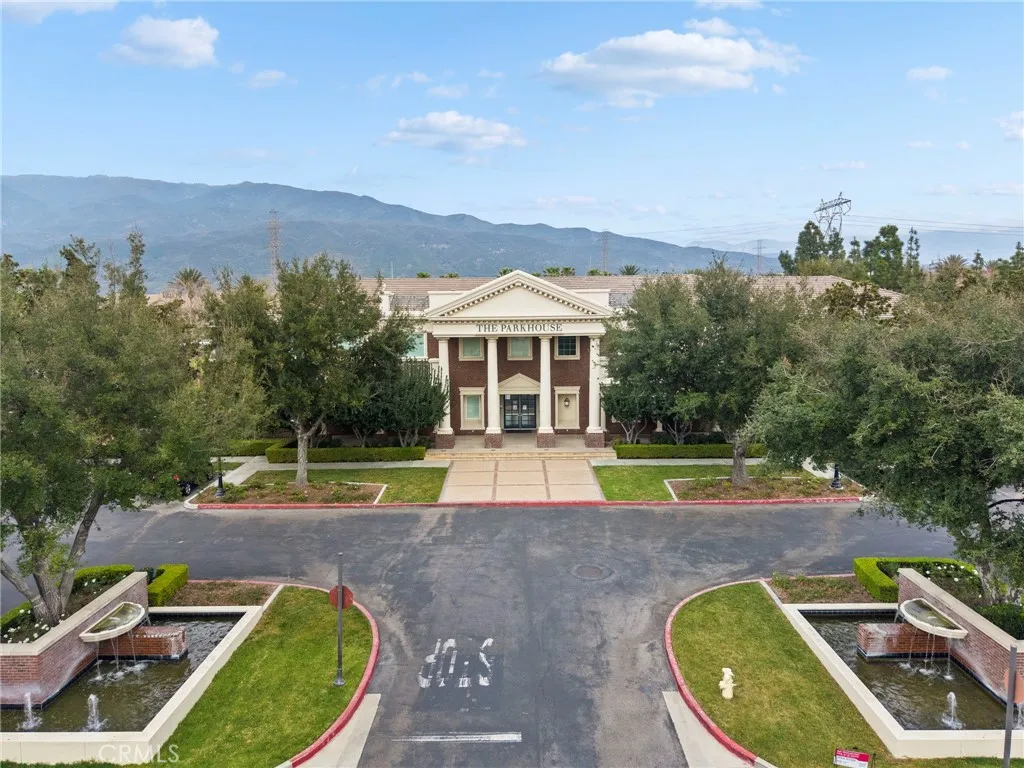 5381 Campania Way, Fontana, California 92336 home-pic-60