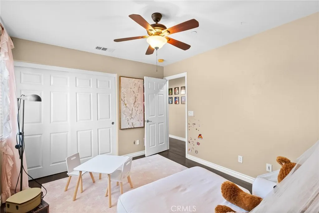 5381 Campania Way, Fontana, California 92336 home-pic-37